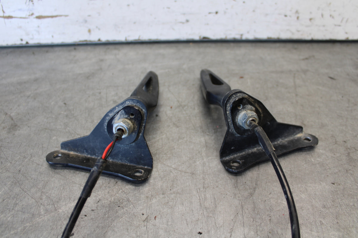 08-16 YAMAHA YZF R6 AFTERMARKET REAR LEFT RIGHT TURN SIGNALS BB665
