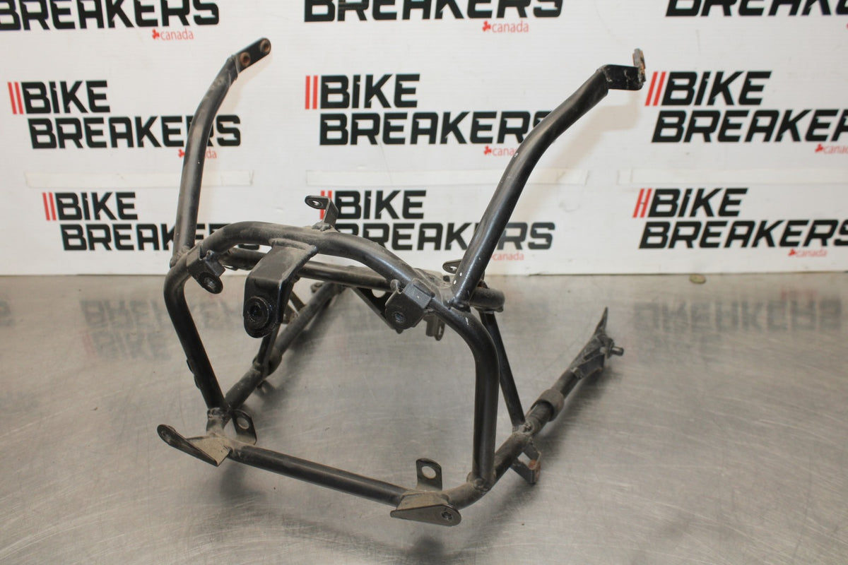 05 DUCATI SUPERSPORT 800 UPPER FAIRING MIRROR GAUGES STAY BRACKET BB913