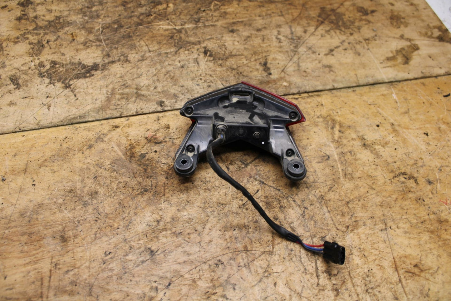 13-18 KAWASAKI NINJA ZX6R REAR TAIL TAILLIGHT BACK BRAKE LIGHT BB342