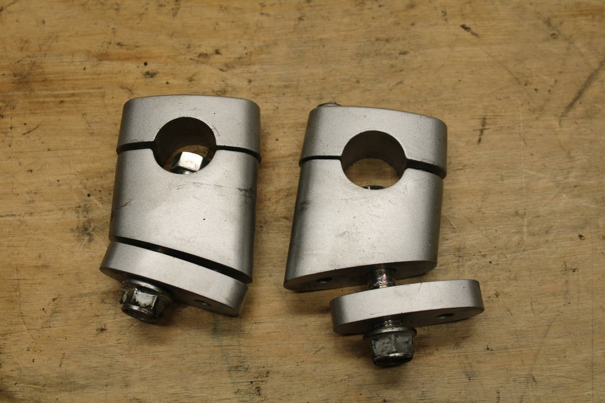07-12 SUZUKI BANDIT 650S HANDLEBAR RISERS BB328