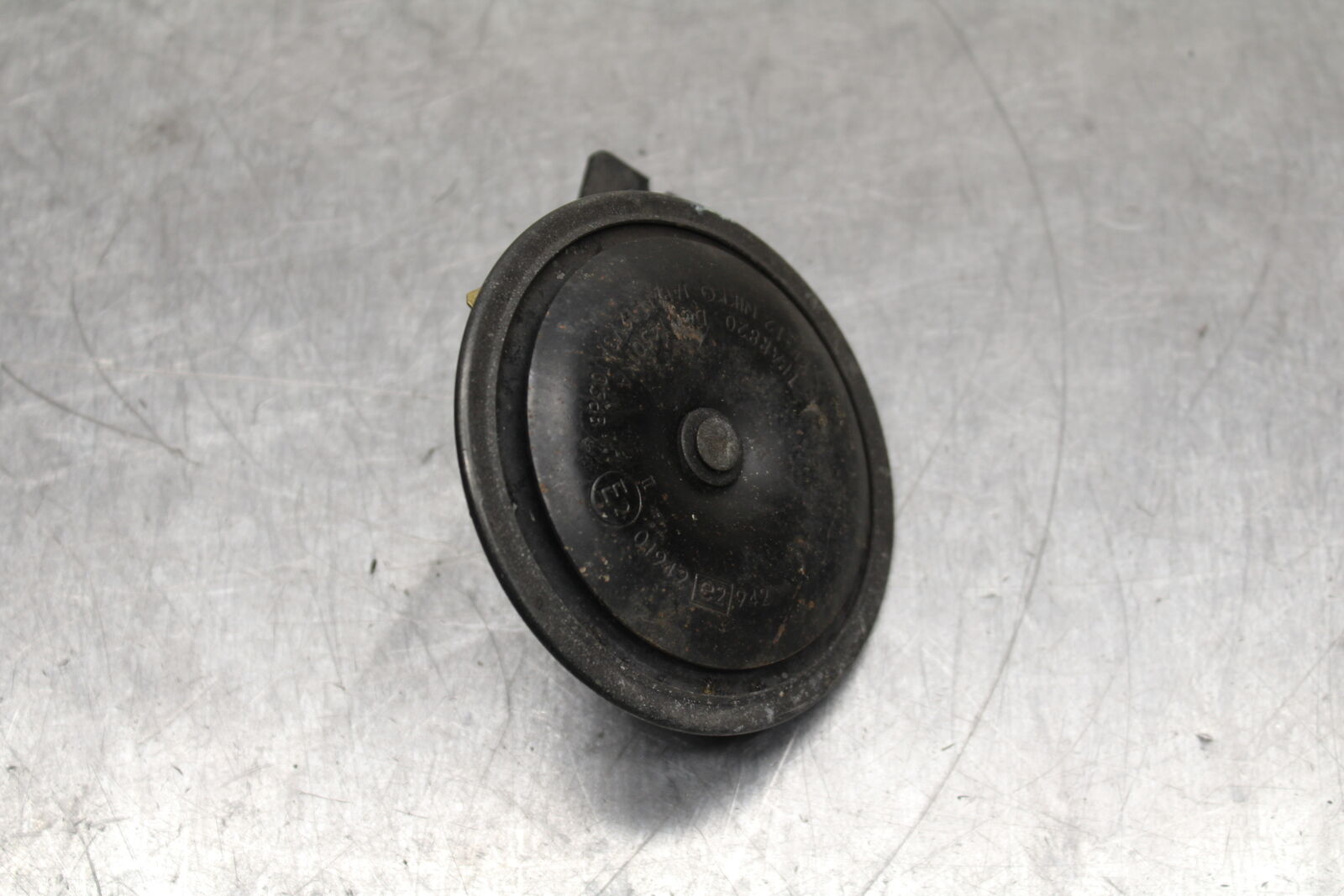 12-13 KAWASAKI Z1000 HORN SIGNAL BB743