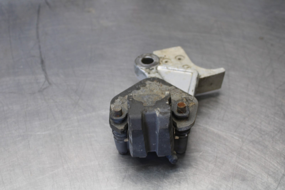 06 KAWASAKI KLR650 REAR BACK BRAKE CALIPER W MOUNT BRACKET BB919