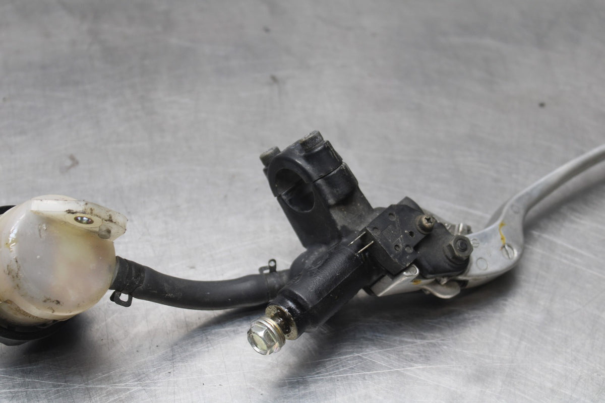 98 KAWASAKI NINJA ZX6 FRONT BRAKE MASTER CYLINDER w/ LEVER BB870