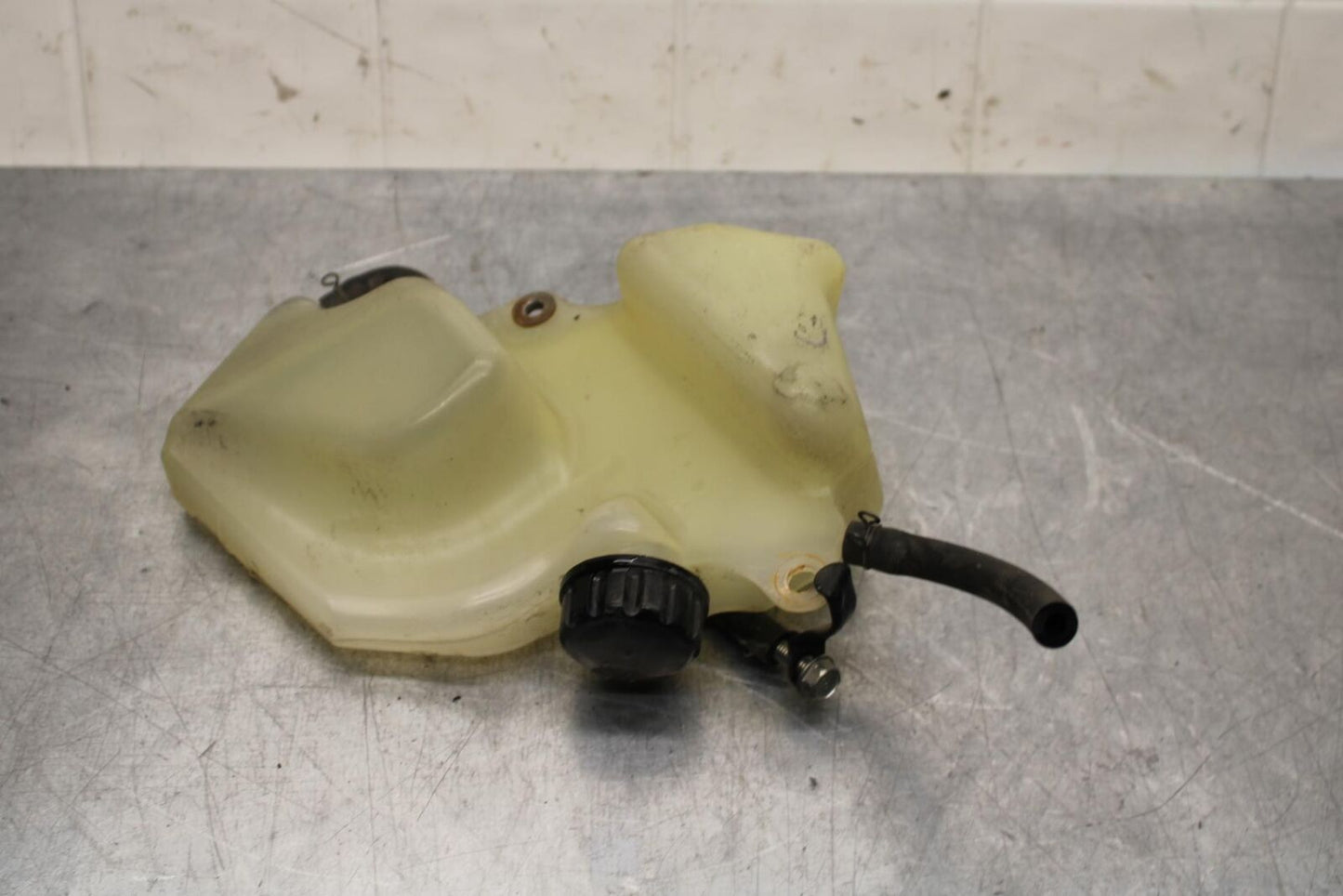2011 Kawasaki Ninja ZX6R ZX600R COOLANT WATER TANK RESERVOIR BOTTLE  BB587