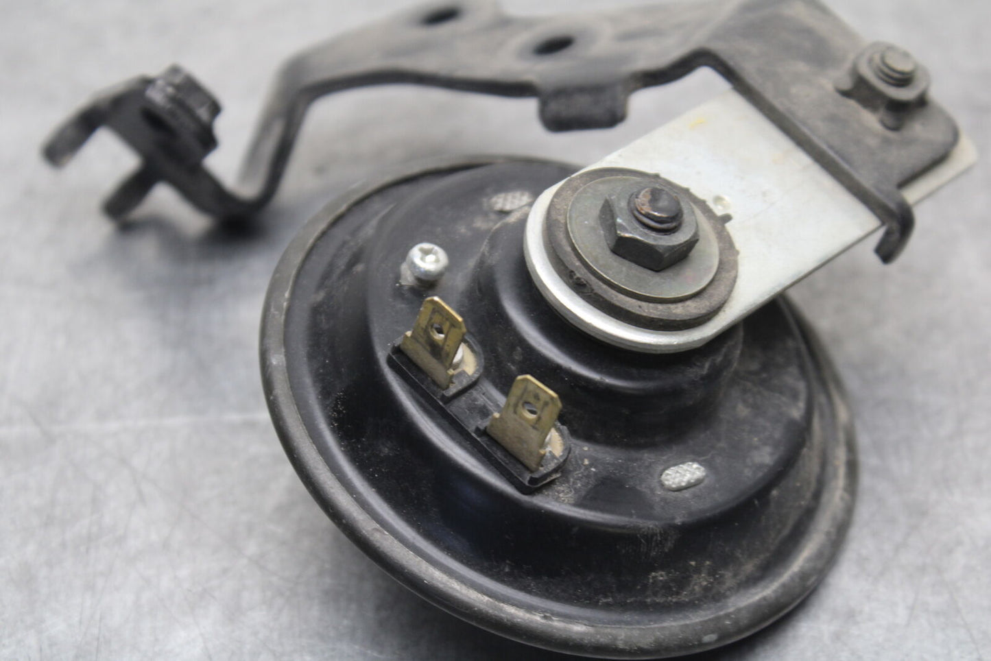 07-08 YAMAHA YZF R1 HORN SIGNAL BB675