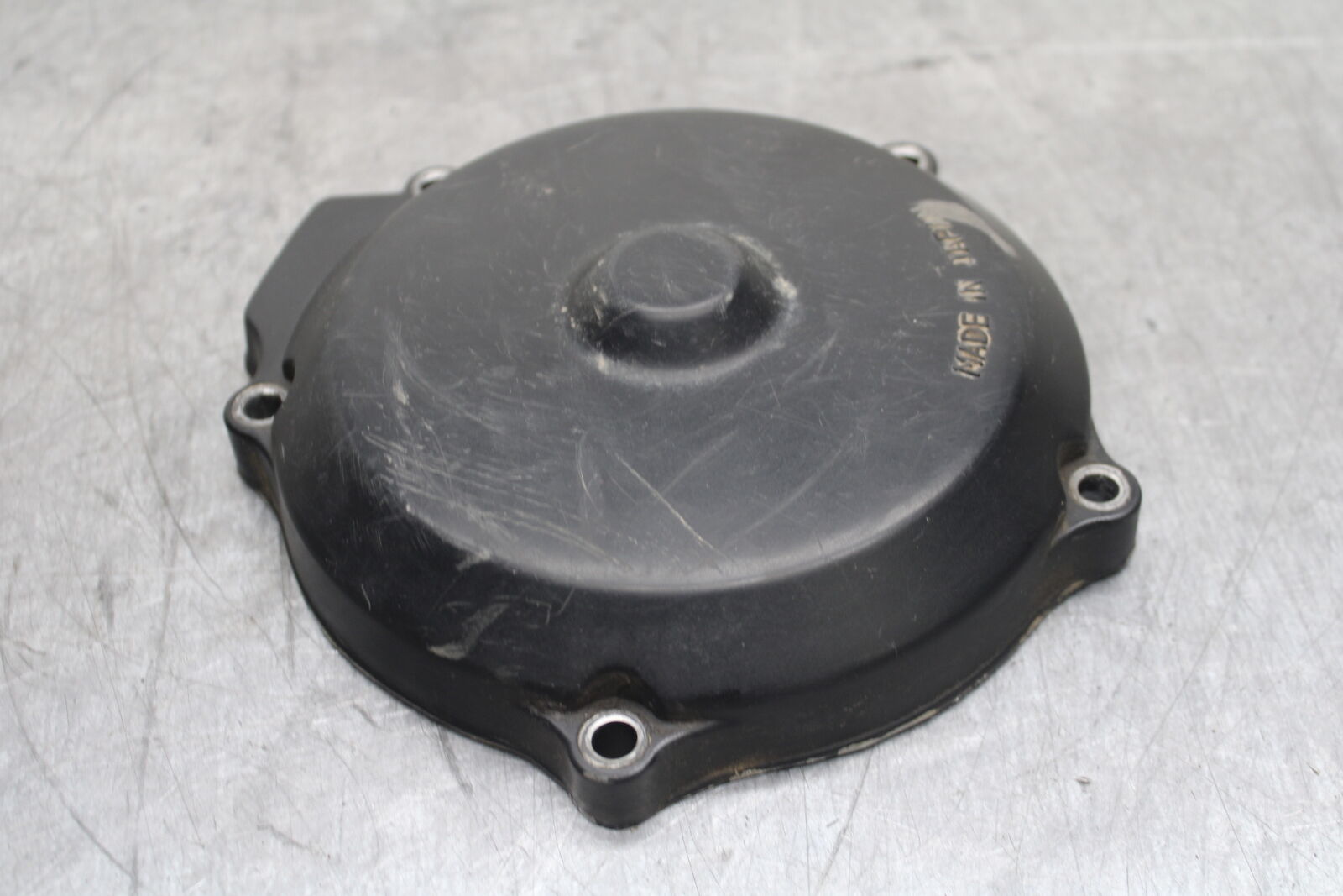 82-83 YAMAHA IT175 ENGINE MOTOR STATOR GENERATOR MAGNETO COVER BB108