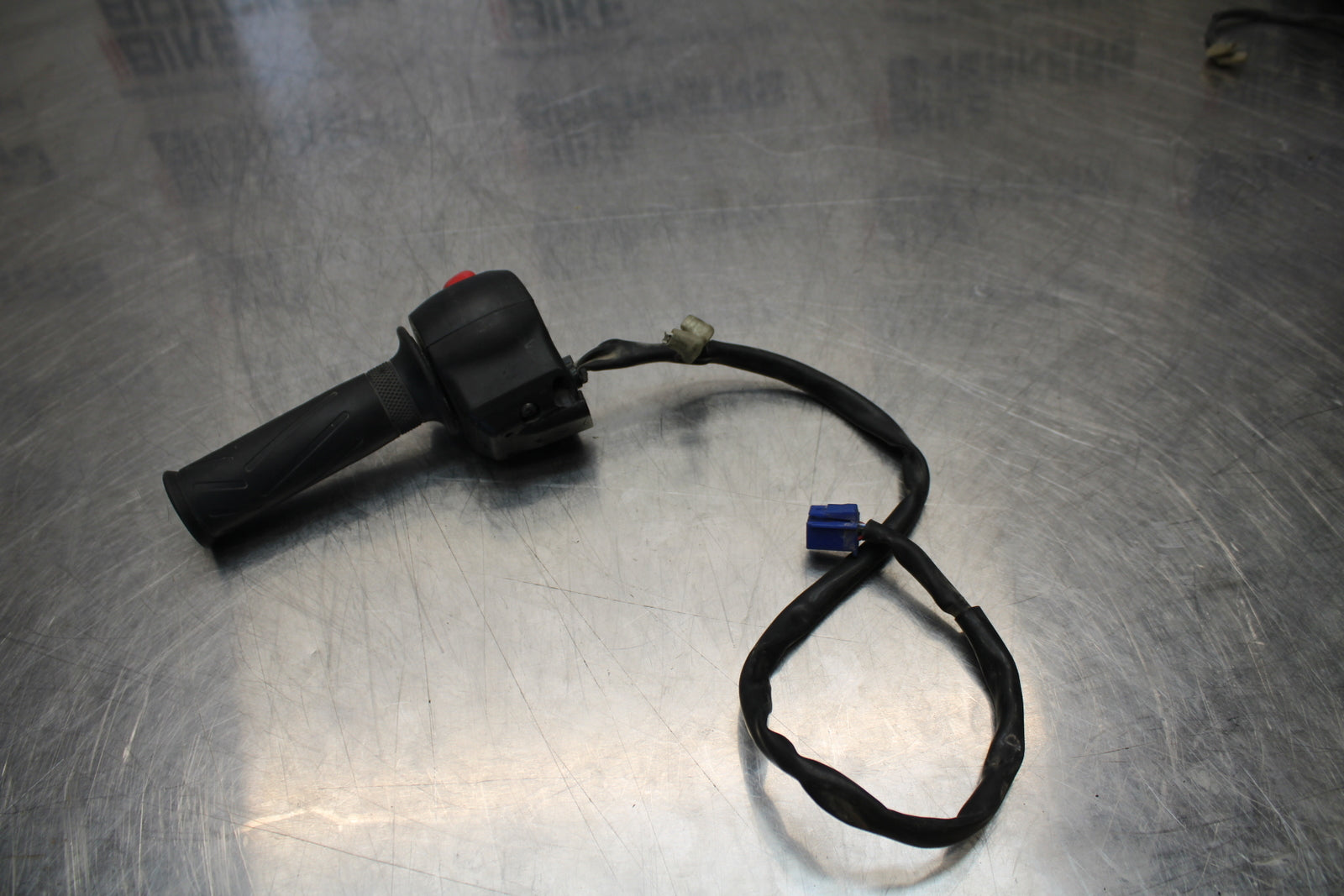 09-15 YAMAHA FZ6R RIGHT CLIP ON HANDLE KILL OFF START SWITCH SWITCHES BB161