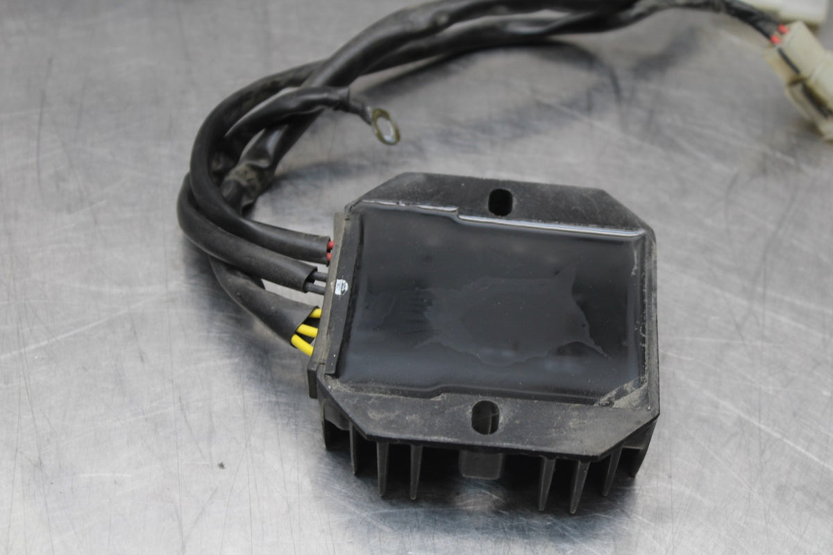 13-16 KTM 390 DUKE RECTIFIER VOLTAGE REGULATOR BB815
