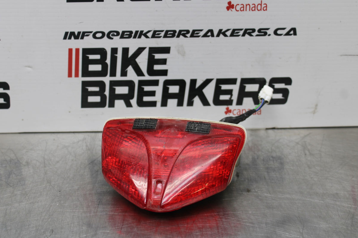 08-10 SUZUKI GSXR 600 REAR TAIL TAILLIGHT BACK BRAKE LIGHT BB765