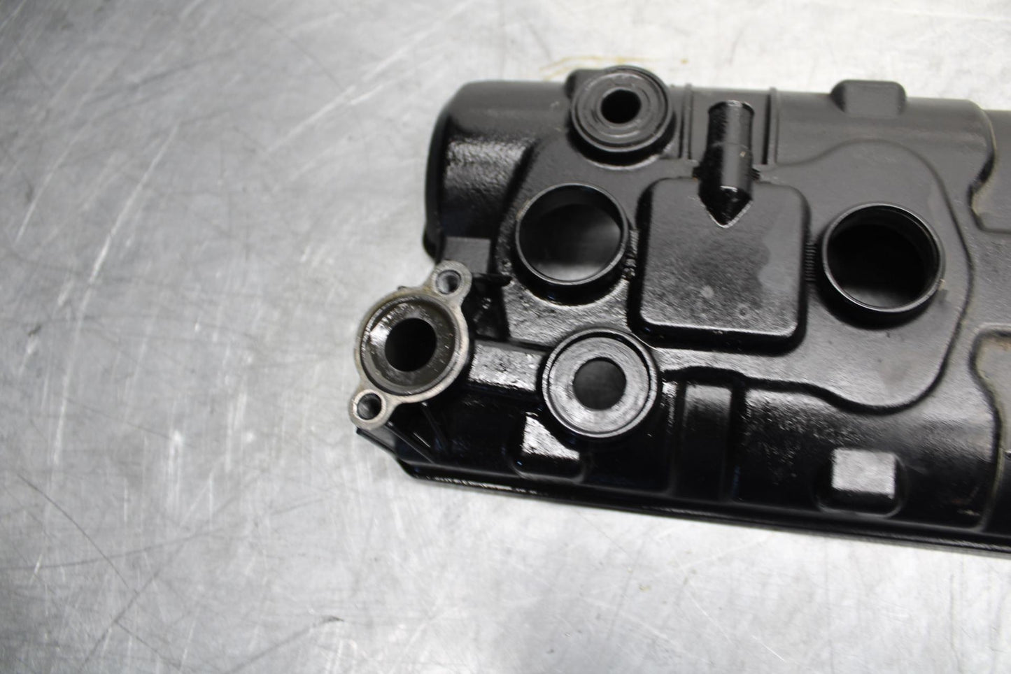 04-05 SUZUKI GSXR600 ENGINE TOP END CYLINDER HEAD COVER 11171-29G00 BB329