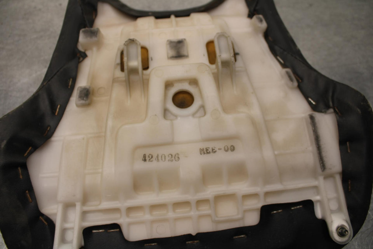 03-04 HONDA CBR600RR FRONT DRIVERS SEAT PAD SADDLE PILLION 77100-MEE-000 BB614