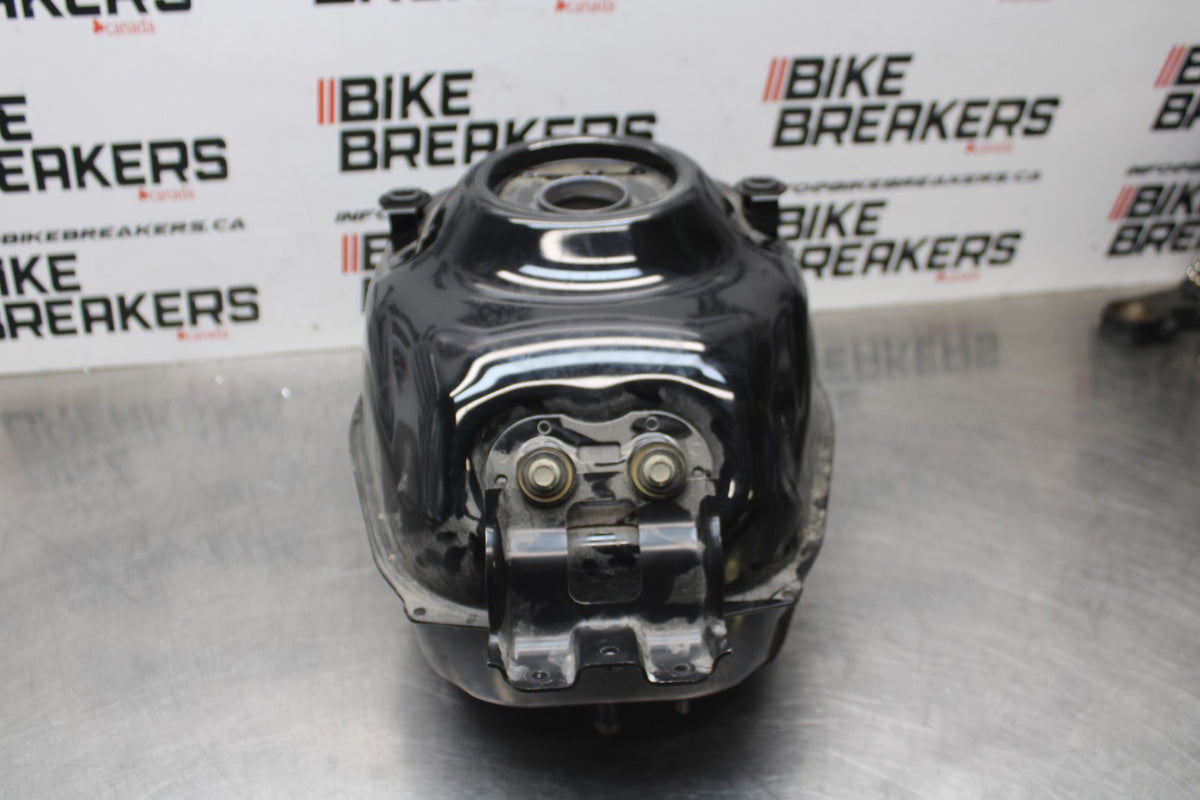 17-18 YAMAHA YZF R3 GAS TANK FUEL CELL PETROL RESERVOIR BB813