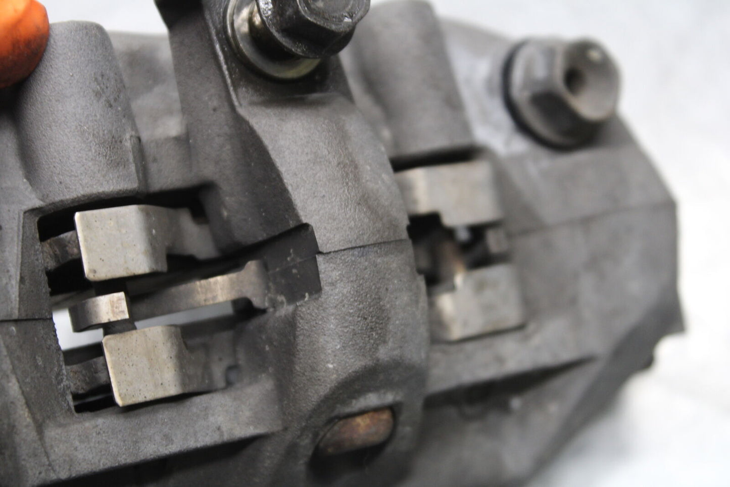 07-12 HONDA CBR600RR RIGHT LEFT FRONT BRAKE CALIPER SET PAIR CALIPERS BB672