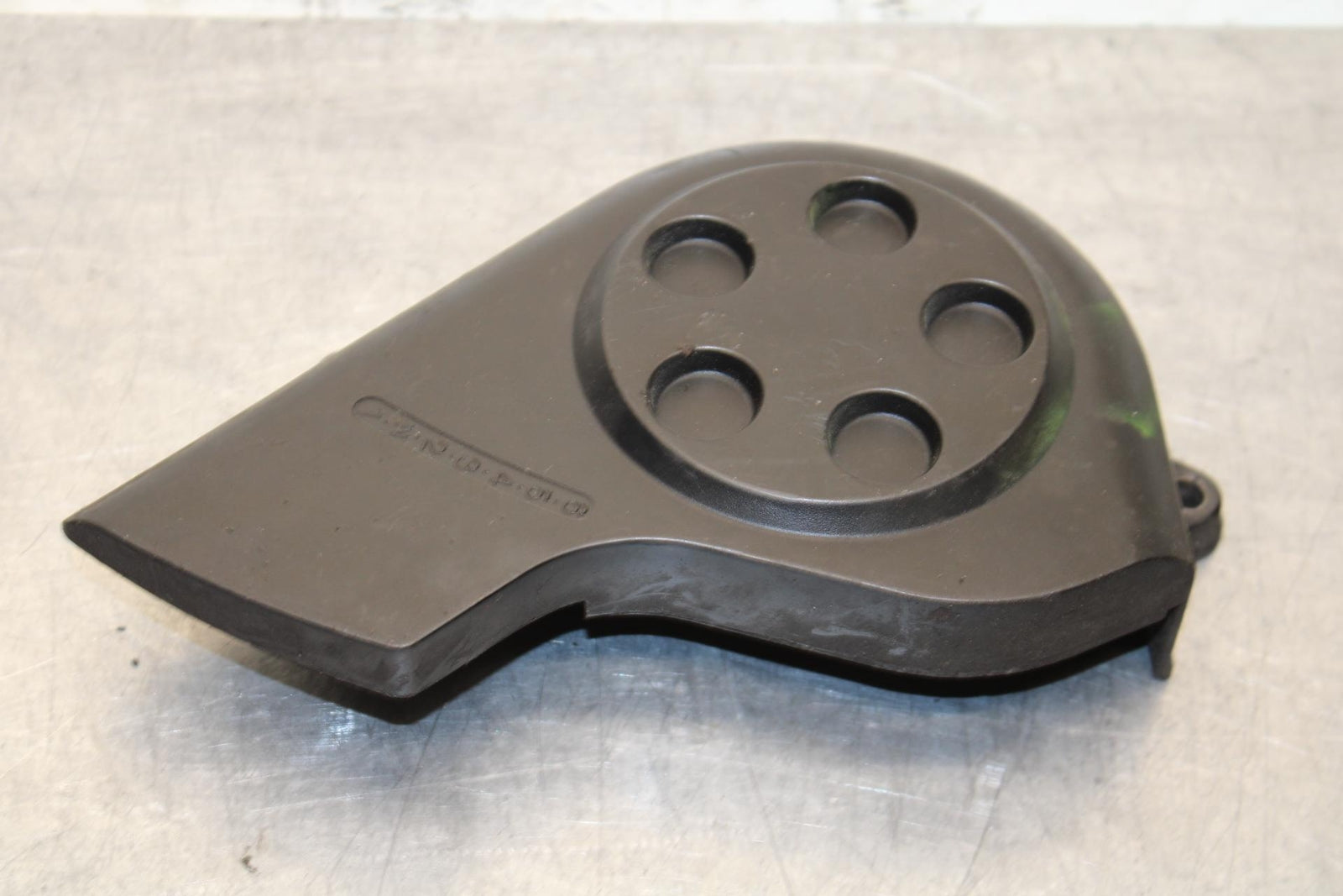 1999 Honda CBR600F4 ENGINE SPROCKET COVER 11350-MBW-000 BB70