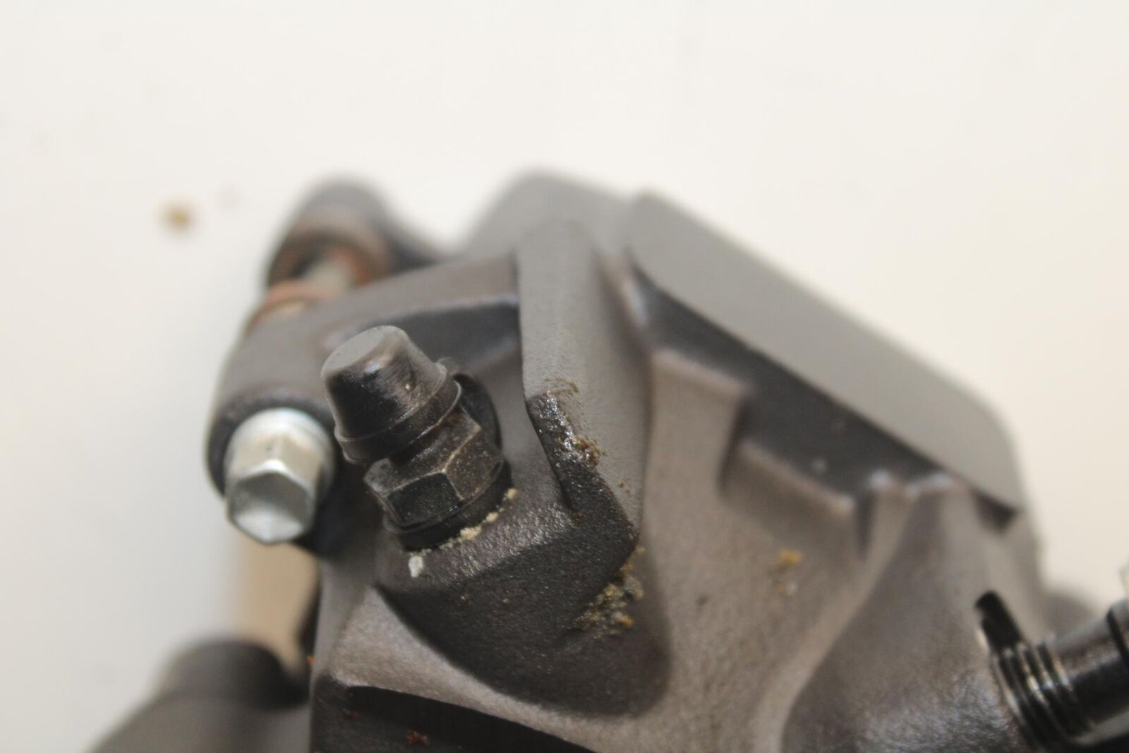 17-20 KAWASAKI NINJA 650 EX650 ABS REAR BACK BRAKE CALIPER W MOUNT  BB88