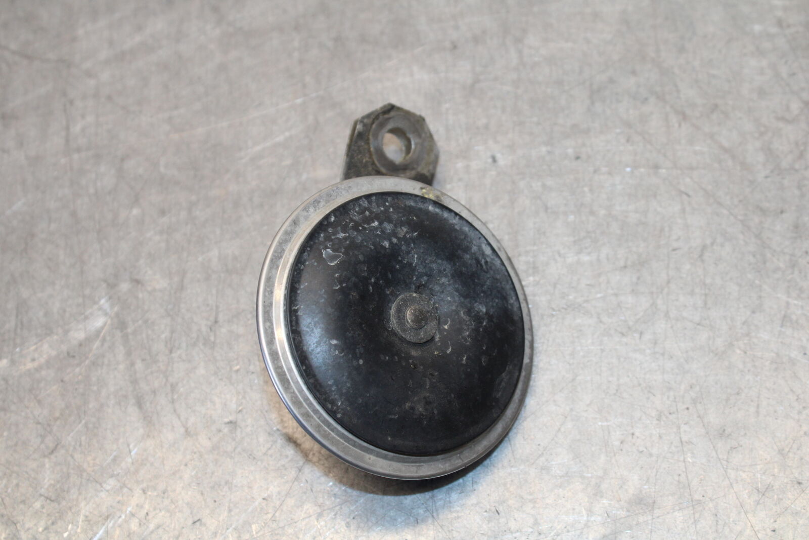 05-06 SUZUKI GSXR1000 HORN SIGNAL 38501-23E11 BB663