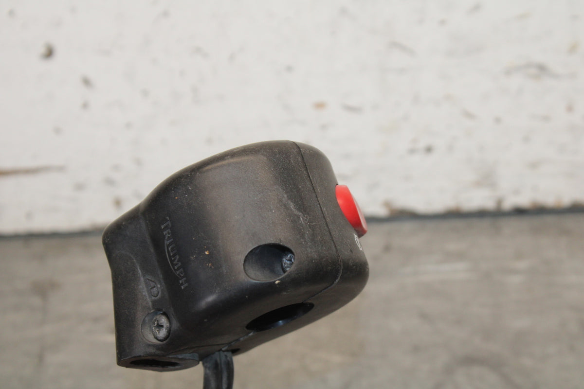 01-06 TRIUMPH TIGER 955I RIGHT CLIP ON HANDLE KILL OFF START SWITCH BB693
