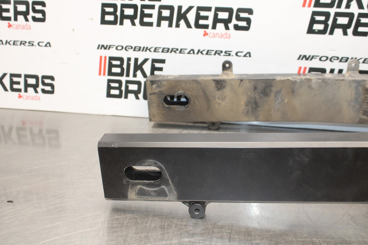 08 SUZUKI SV650 REAR SWINGARM BACK SUSPENSION SWING ARM BB846