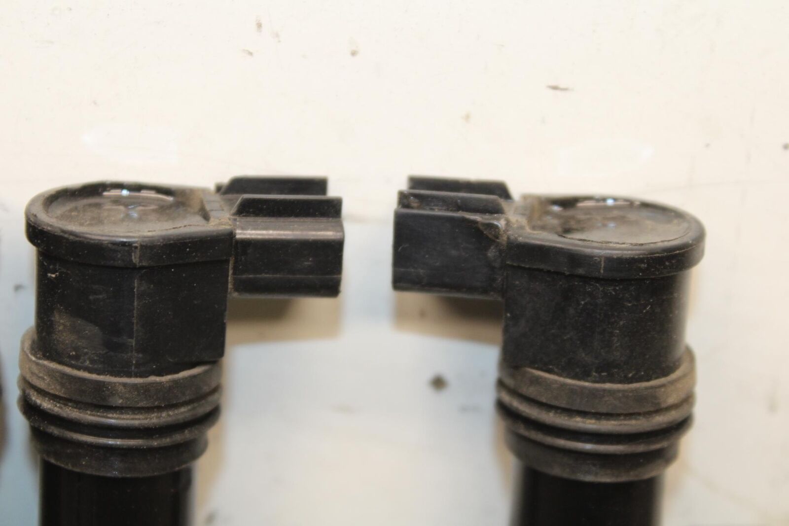 03-04 HONDA CBR600RR IGNITION COILS COIL SPARK PLUG CAPS 30700-MEE-641 BB628