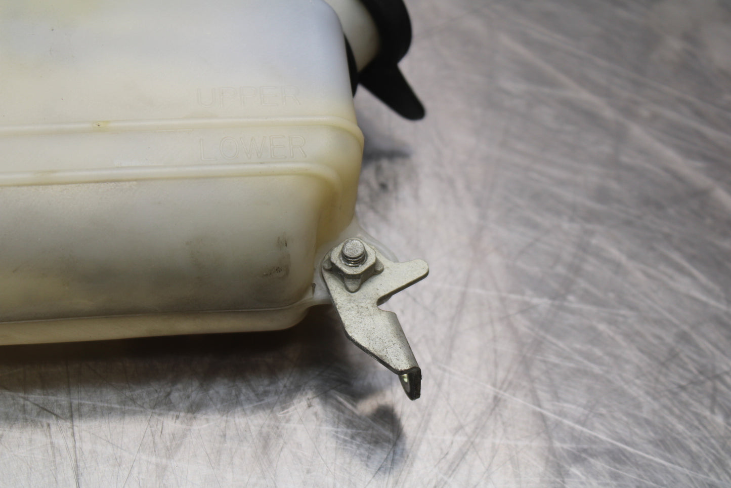98-05 HONDA SUPER HAWK 1000 VTR1000F COOLANT WATER TANK RESERVOIR BOTTLE BB152