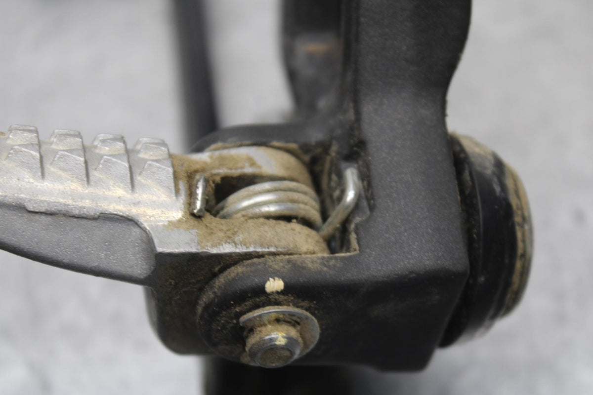 23-24 KAWASAKI NINJA ZX4R LEFT REARSET REAR SET DRIVER FOOT PEG REST STOP BB638