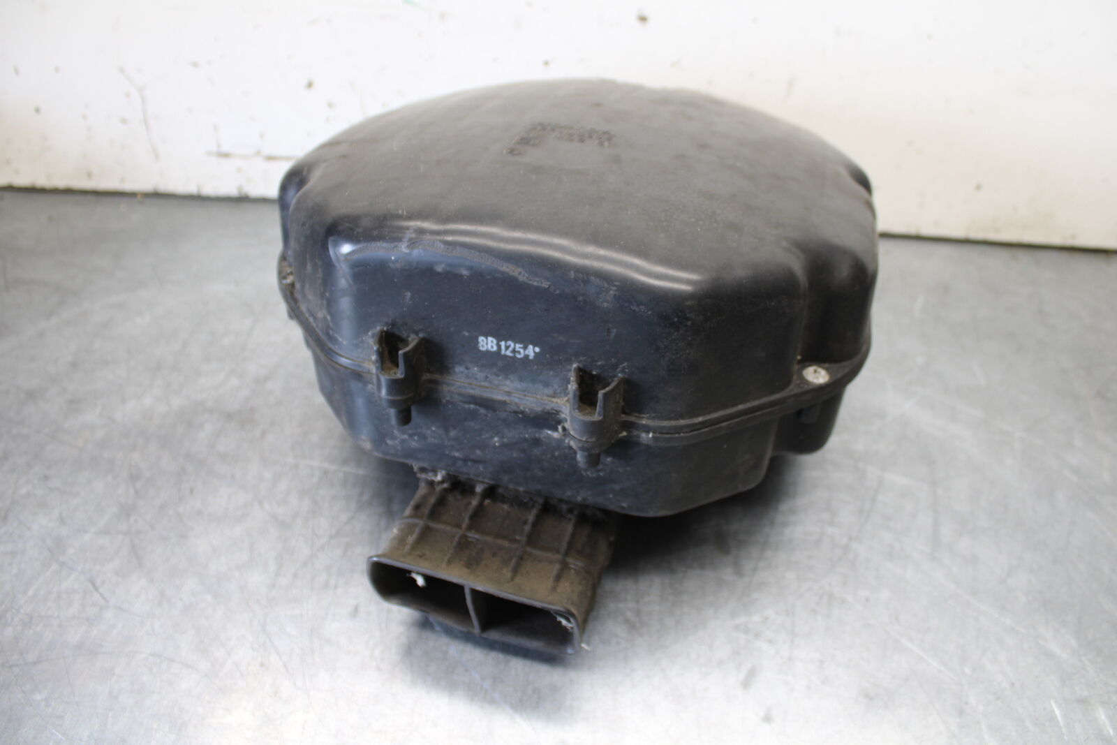 04-12 HONDA ST1300A AIRBOX AIR INTAKE FILTER BOX BB49