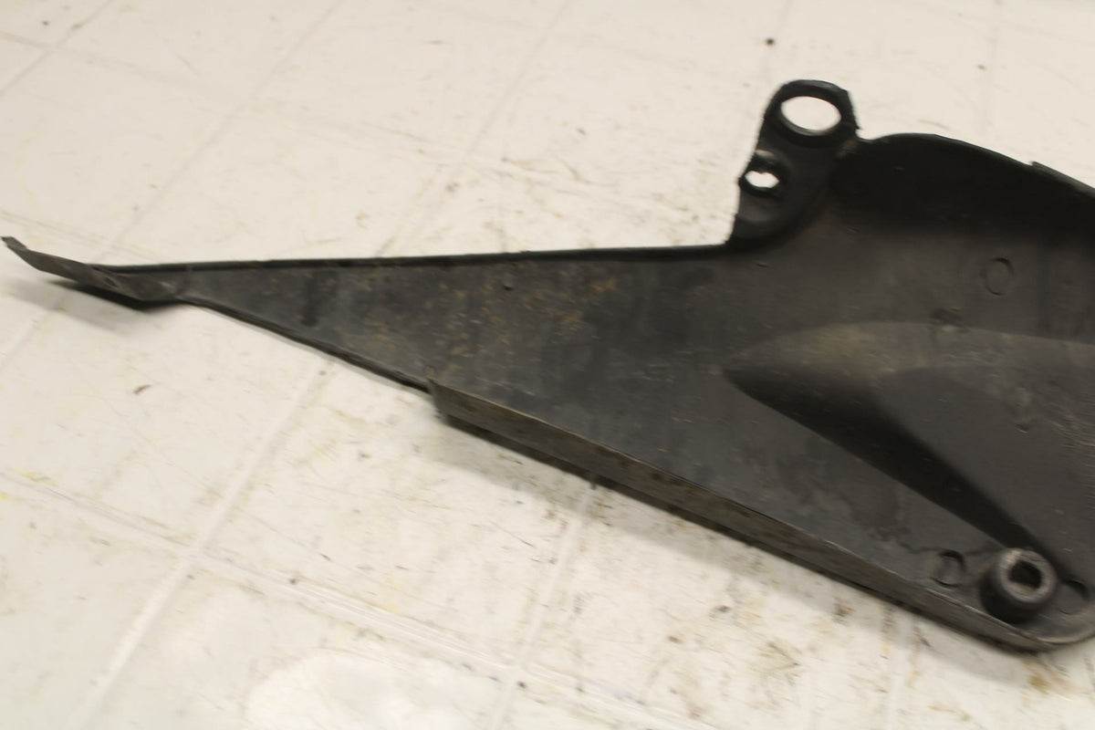 05-06 HONDA CBR600RR RIGHT FRONT SIDE SEAT SADDLE PANEL TRIM COWL FAIRING BB399