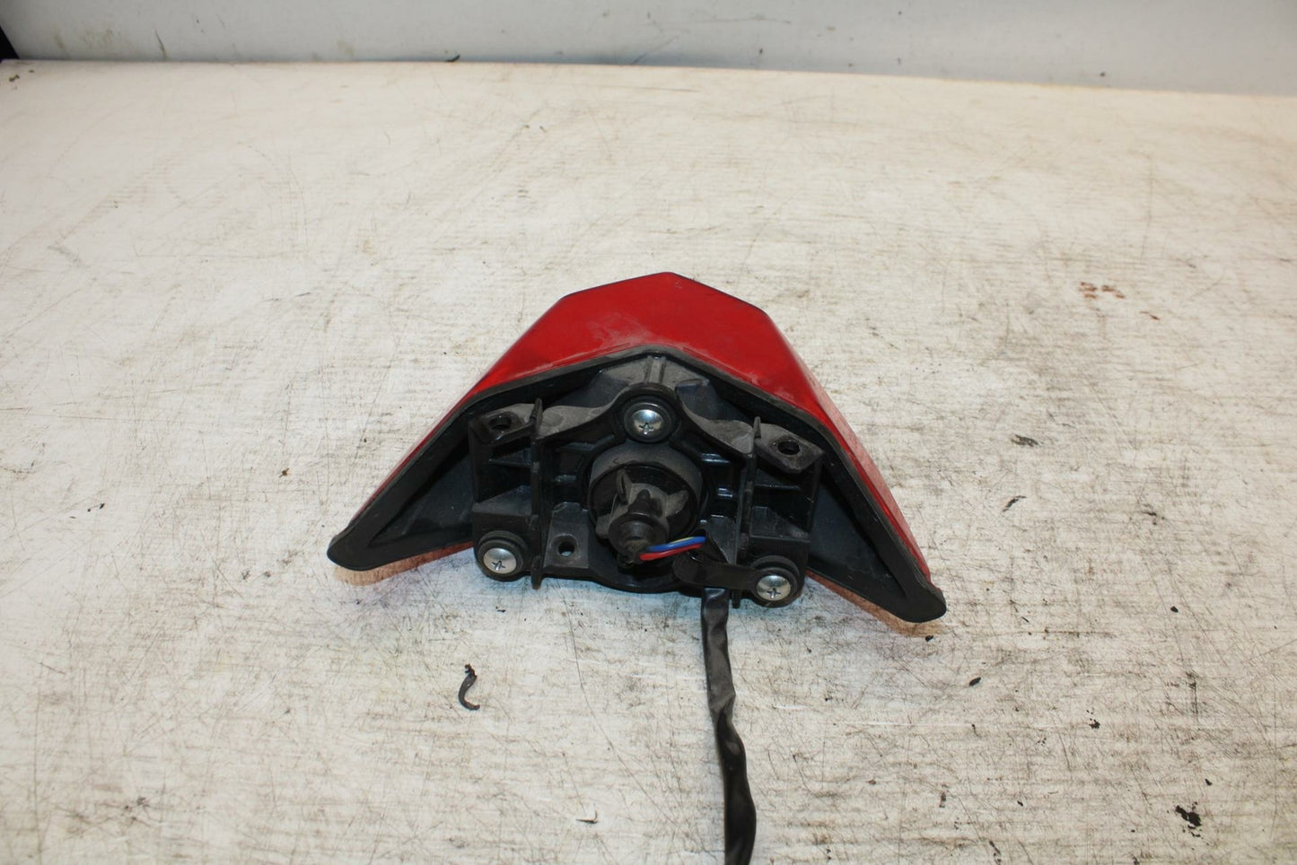 12-13 KAWASAKI EX300 NINJA REAR TAIL TAILLIGHT BACK BRAKE LIGHT BB373