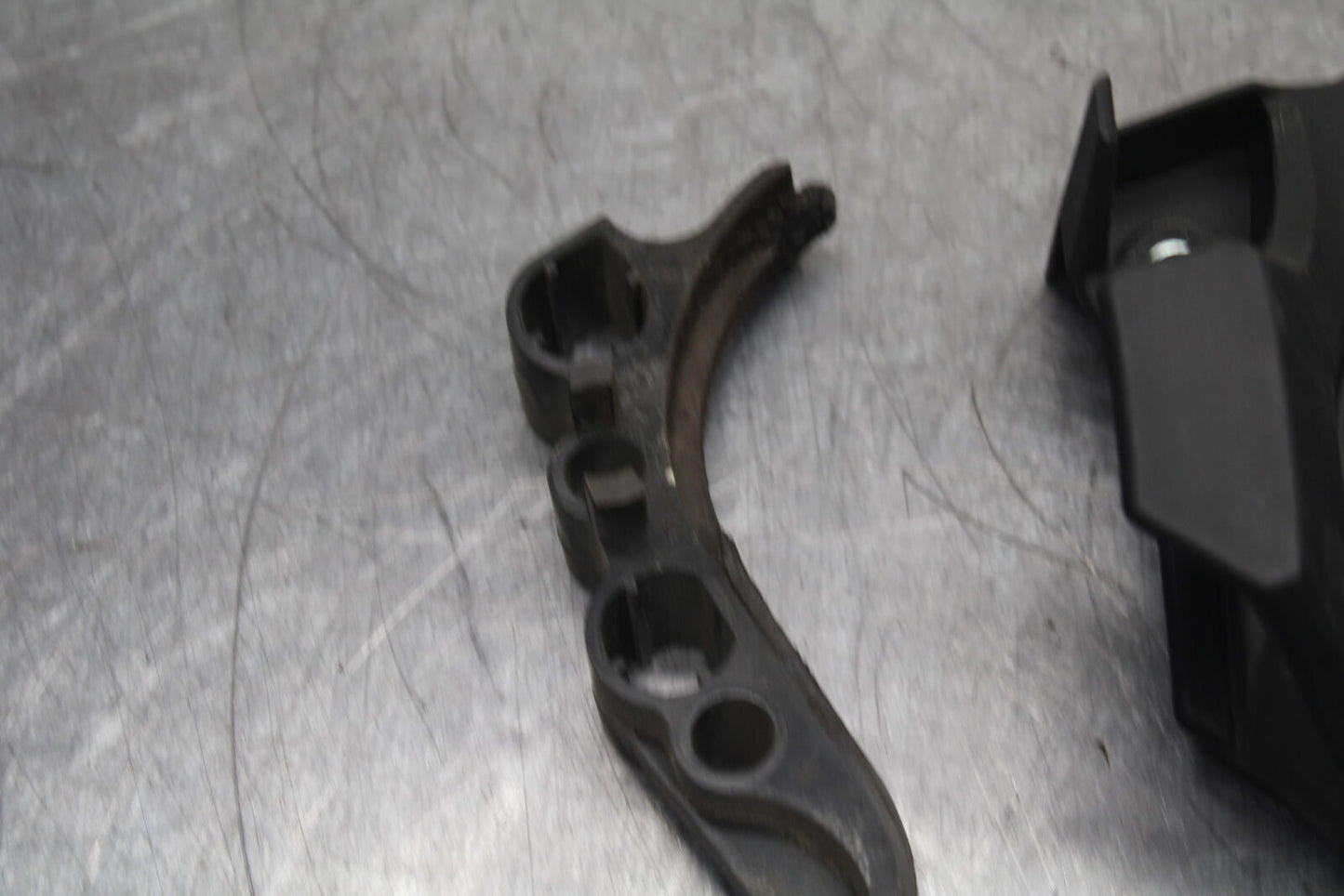14-17 YAMAHA FZ09 ENGINE SPROCKET COVER BB111