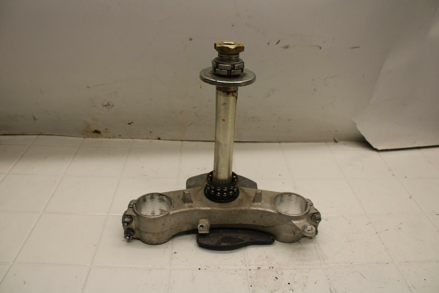 08-10 SUZUKI GSXR750 FRONT FORKS CLAMP LOWER TRIPLE TREE STEM BB396