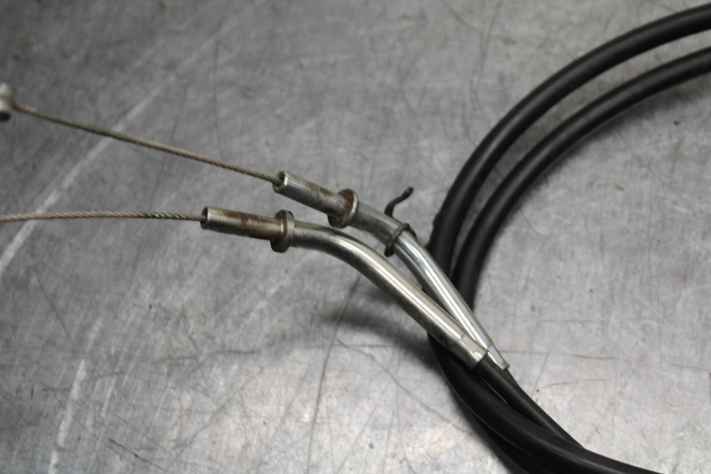 12-13 KAWASAKI Z1000 THROTTLE CABLES LINES BB743
