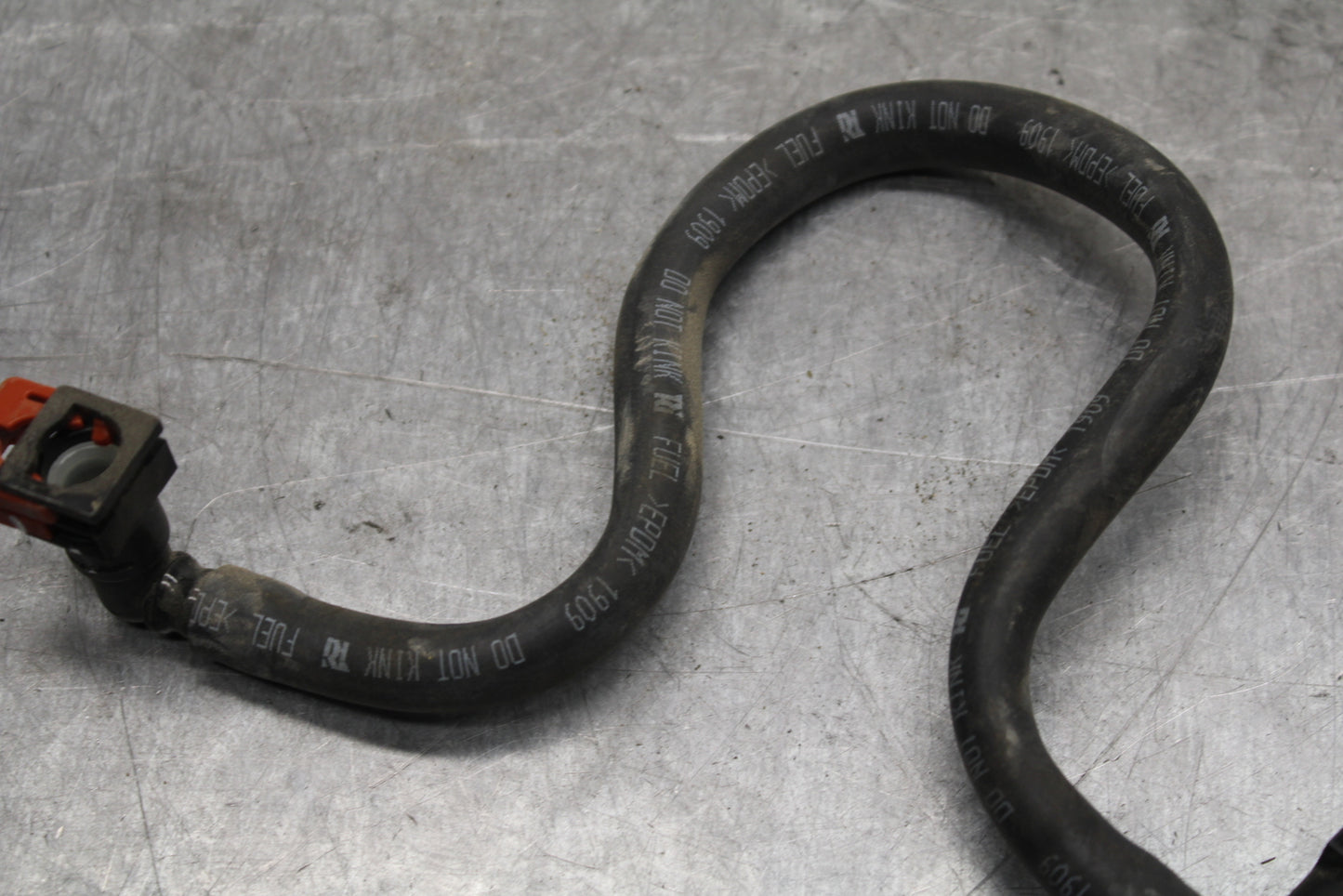 18-24 KAWASAKI NINJA 650 FUEL HOSE GAS LINE TUBE PIPE BB725