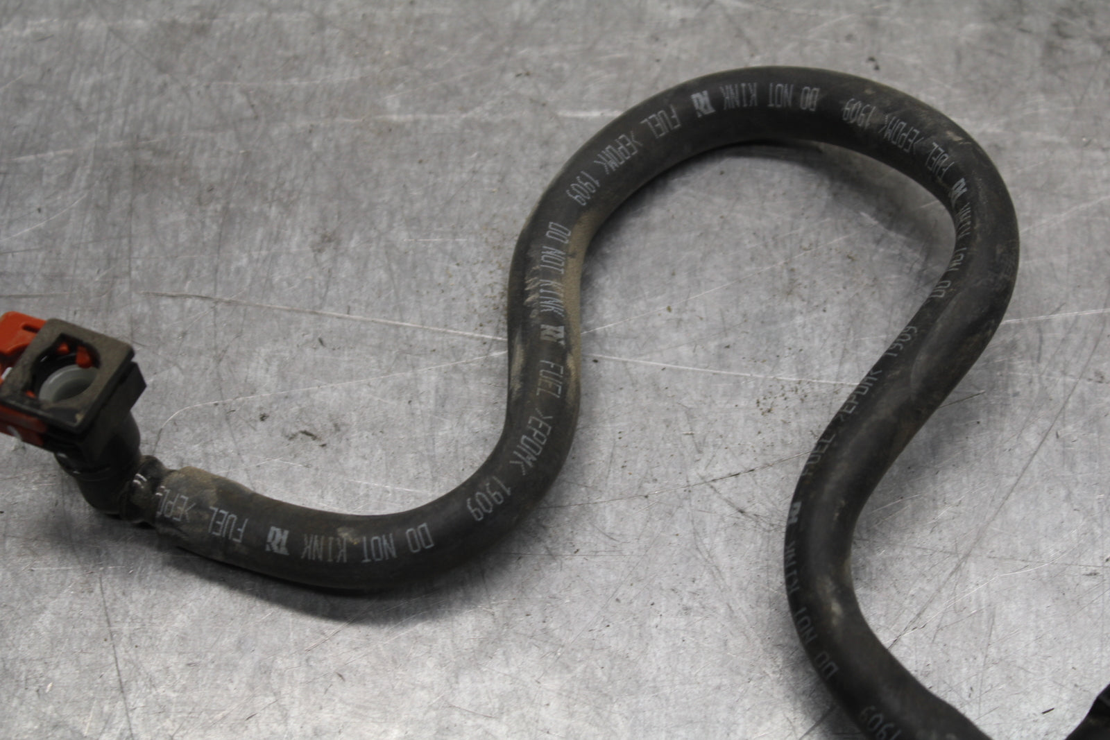 18-24 KAWASAKI NINJA 650 FUEL HOSE GAS LINE TUBE PIPE BB725