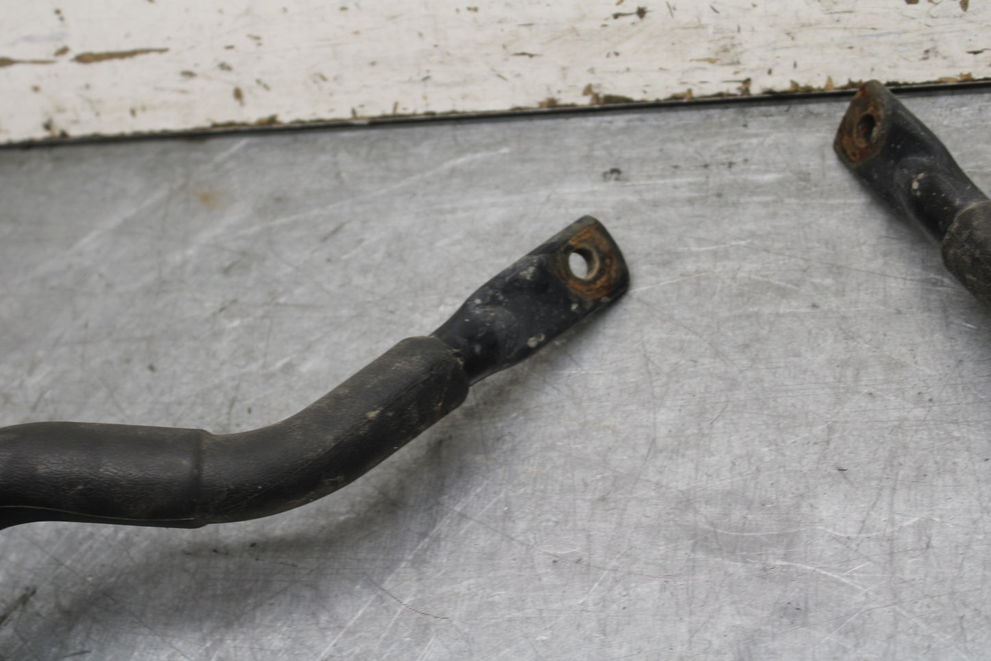 05-06 YAMAHA ROYAL STAR PASSENGER REAR SEAT GRAB BAR HANDLE SET BB697