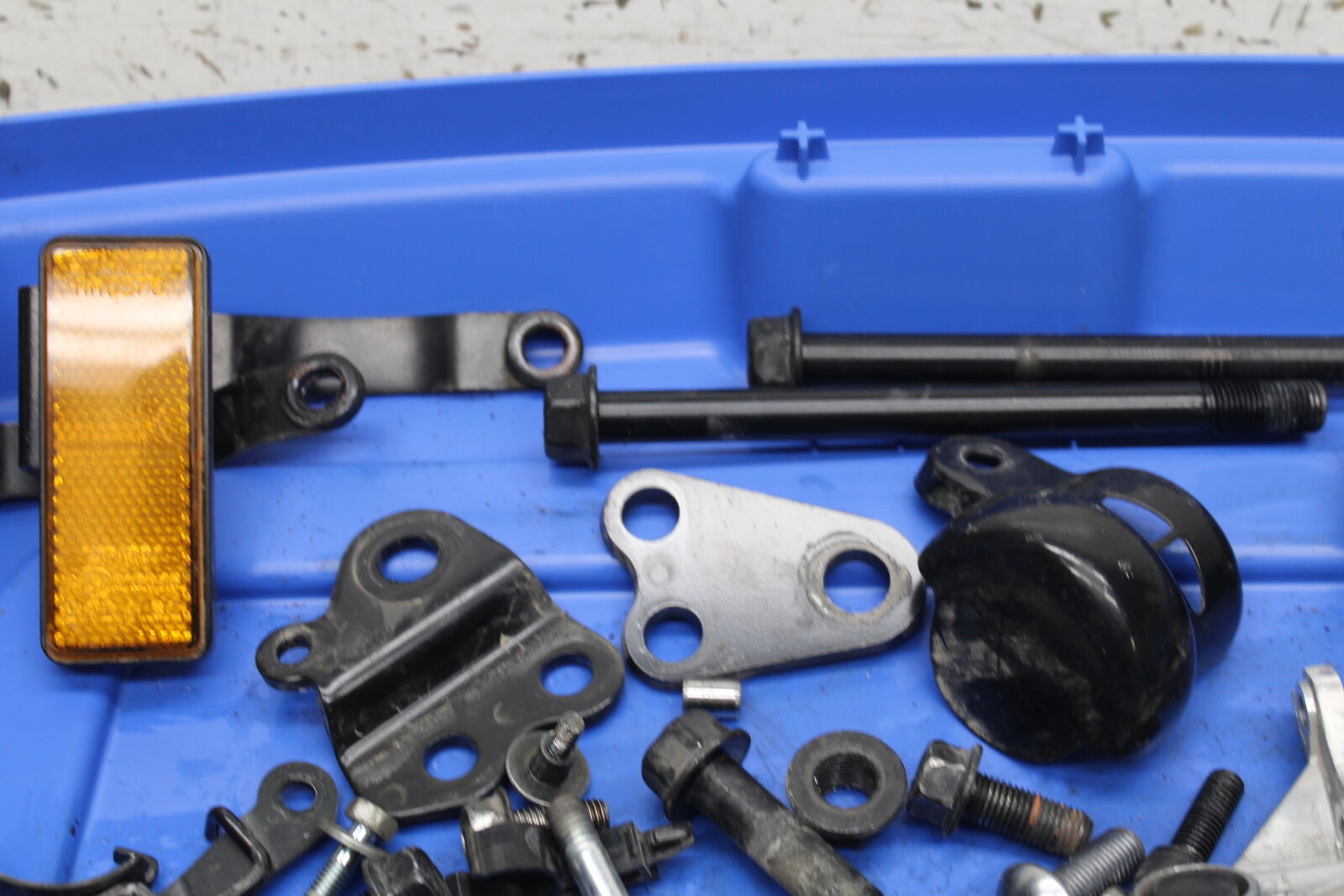 17-24 YAMAHA BOLT XVS950 MOUNTING BOLTS HARDWARE MOTOR SCREWS BB729