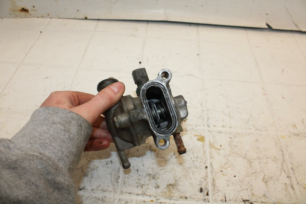 05-06 HONDA CBR600RR THERMOSTAT W HOUSING ASSEMBLY BB399