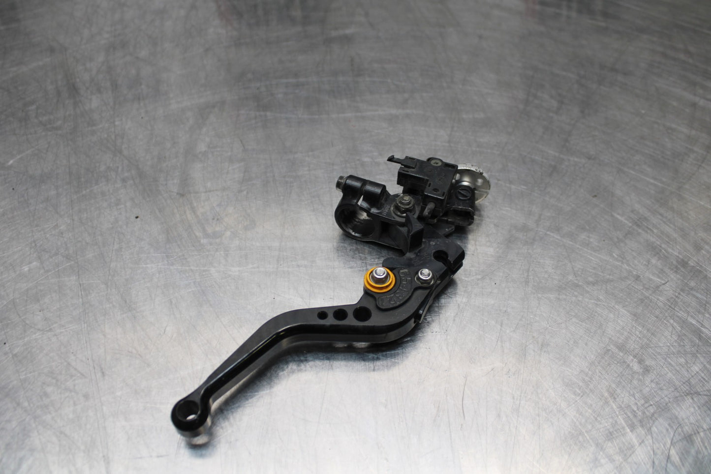 06-07 SUZUKI GSXR 600 CLUTCH PERCH MOUNT WITH LEVER  BB178