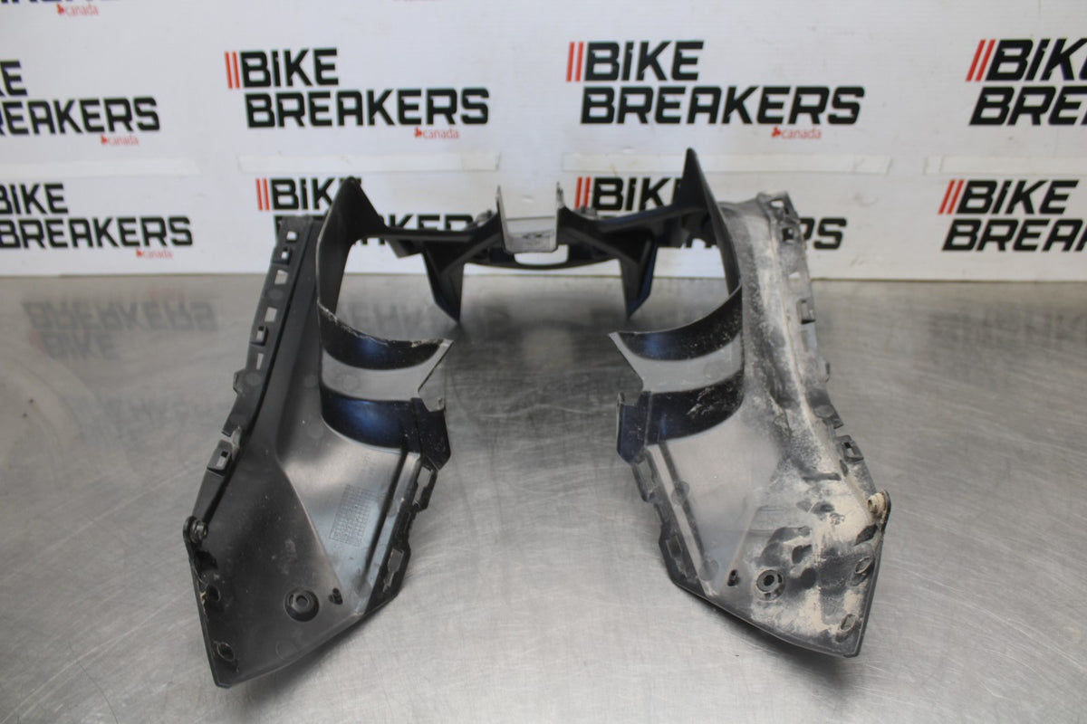 23 KAWASAKI NINJA 650 EX650 FRONT CENTER COWL FAIRING BB920