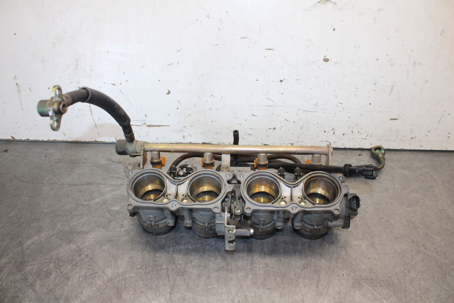 05-06 HONDA CBR600RR MAIN FUEL INJECTORS / THROTTLE BODIES 16401-MEE-A01 BB655