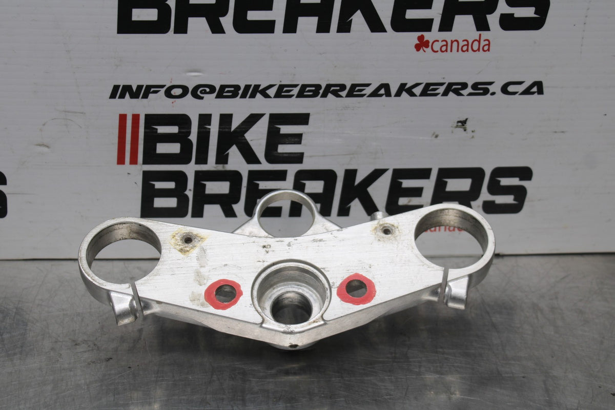 99 KAWASAKI NINJA ZX9R FRONT FORKS CLAMP LOWER TRIPLE TREE STEM BB05