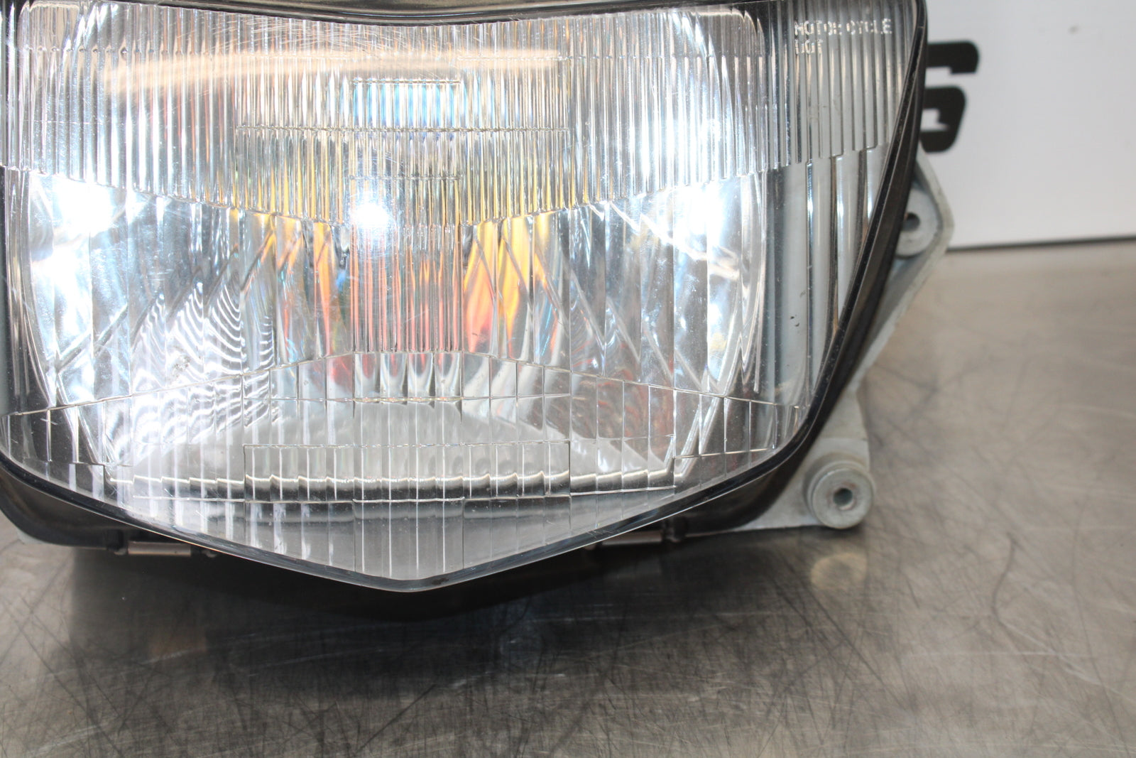 94 SUZUKI KATANA 750 FRONT HEADLIGHT HEAD LIGHT LAMP BB16