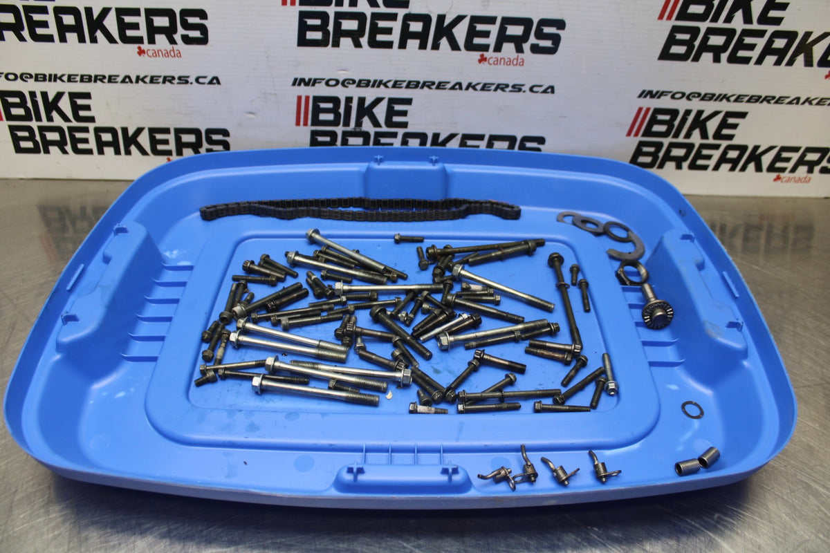03 SUZUKI GSXR600 ENGINE MOUNTING BOLTS HARDWARE MOTOR SCREWS BB801