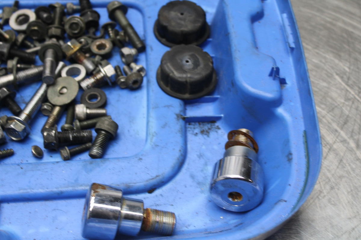 99-09 YAMAHA V STAR 1100 MOUNTING BOLTS HARDWARE SCREWS BB853