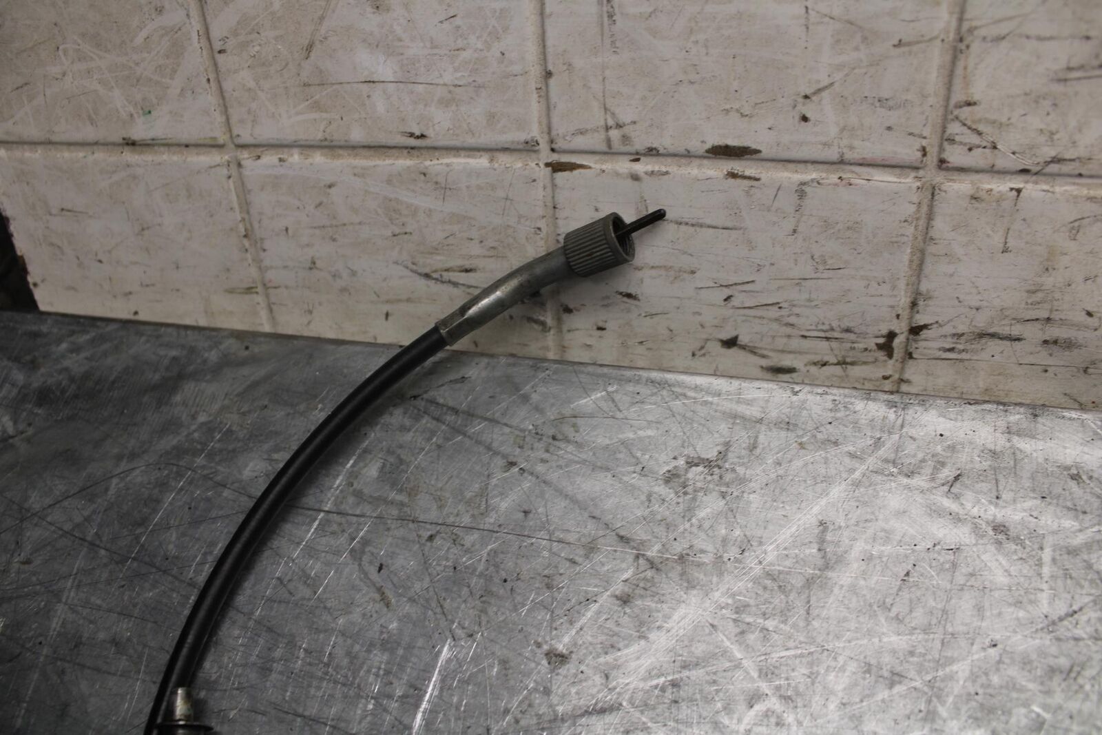 1982 Suzuki GS450L SPEEDOMETER  & TACH CABLE  LINE BB52