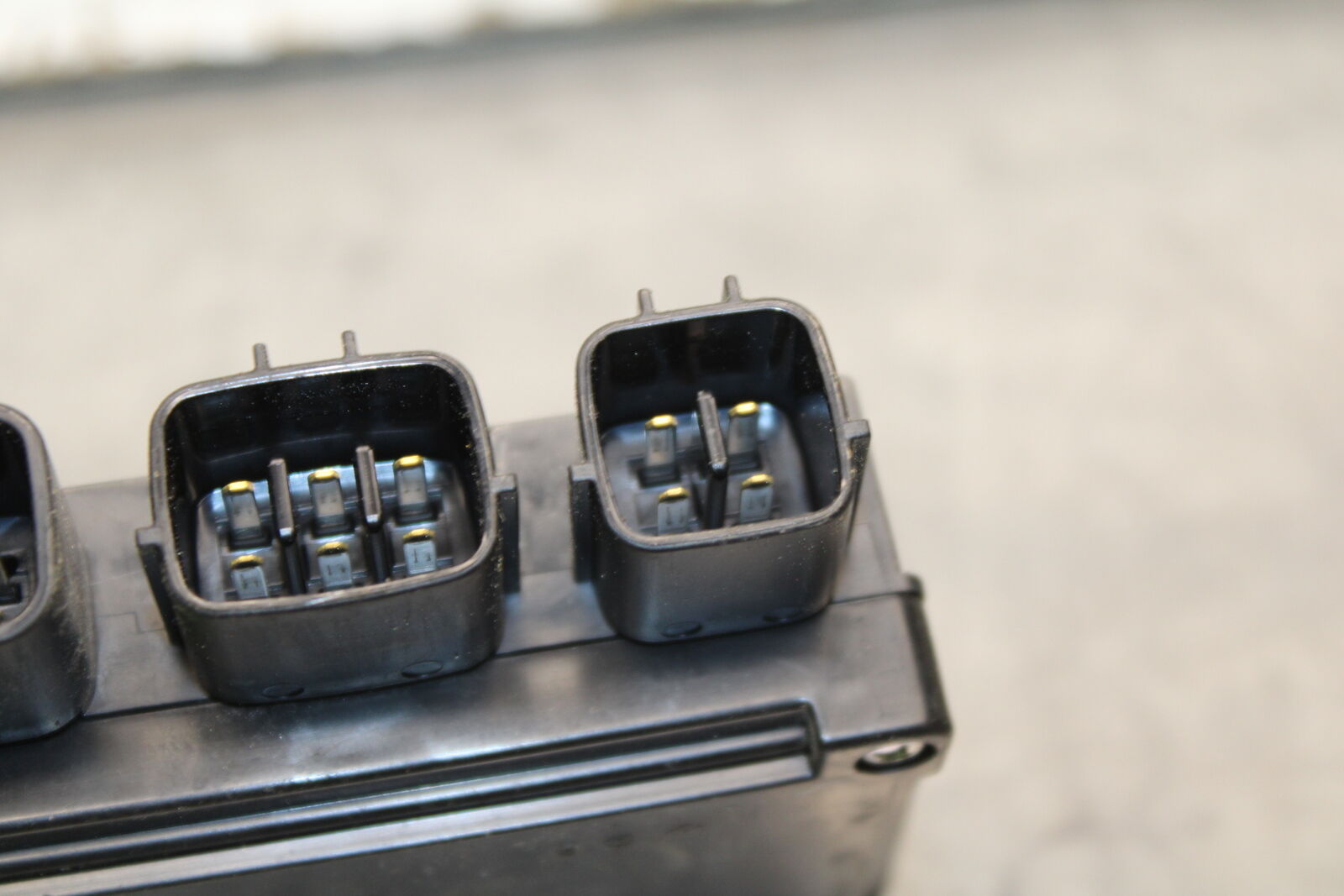 12-13 KAWASAKI Z1000 RELAY ASSEMBLY FUSE BOX BB743