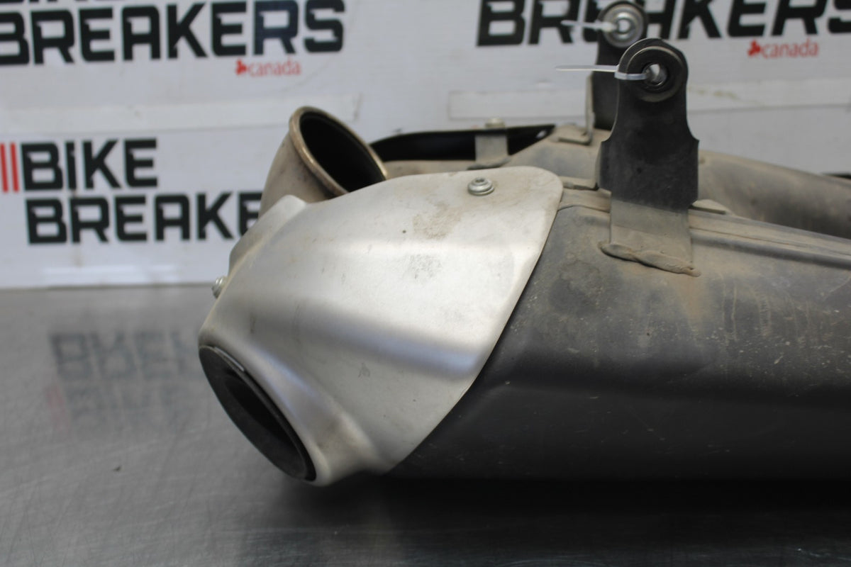 16 DUCATI 959 PANIGALE EXHAUST PIPE MUFFLER SLIP ON CAN SILENCER BB912