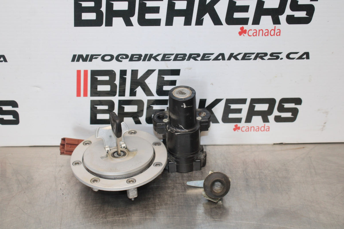 12 HONDA CB1000R OEM IGNITION LOCK KEY SET W/ GAS CAP AND SEAT LOCK BB200