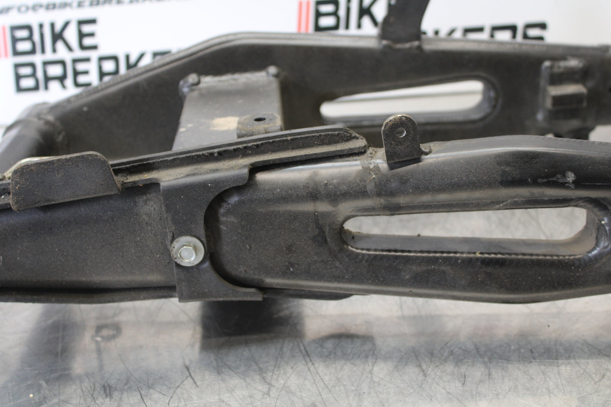 07 KAWASAKI Z1000 REAR SWINGARM BACK SUSPENSION SWING ARM BB148