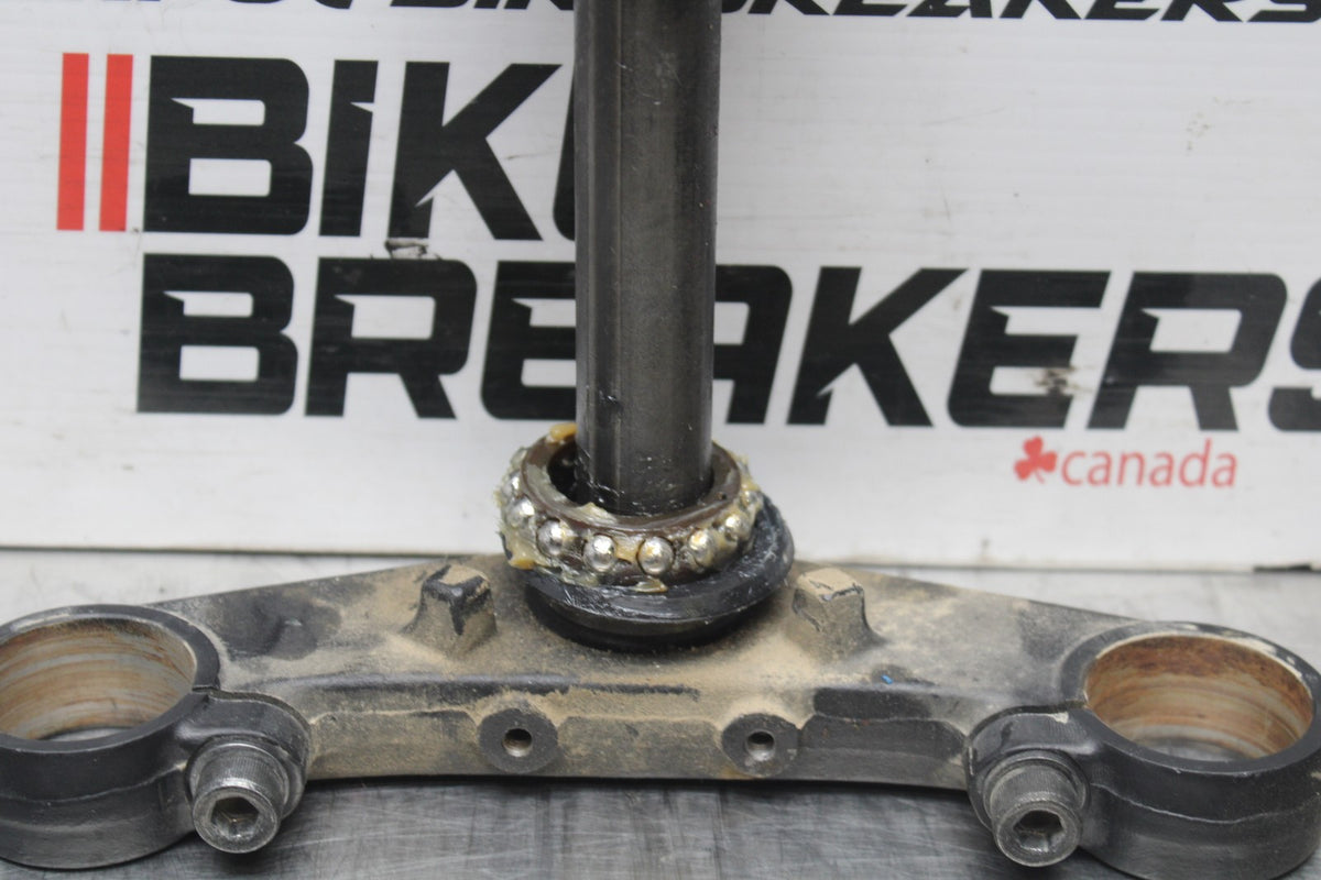 17-18 YAMAHA YZF R3 FRONT FORKS CLAMP LOWER TRIPLE TREE STEM BB788