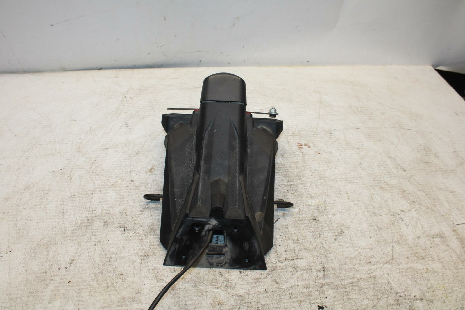 12-13 KAWASAKI EX300 NINJA REAR BACK FENDER MUD GUARD BB373